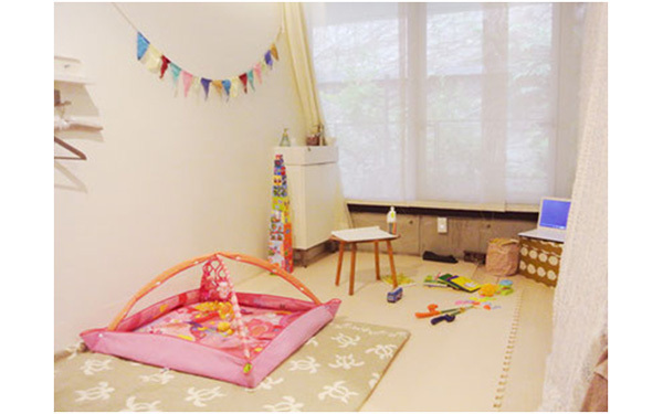 水曜日はキッズスペース開設！ ママも子どもも嬉しいサービスが充実した青山の美容院「unsarto」