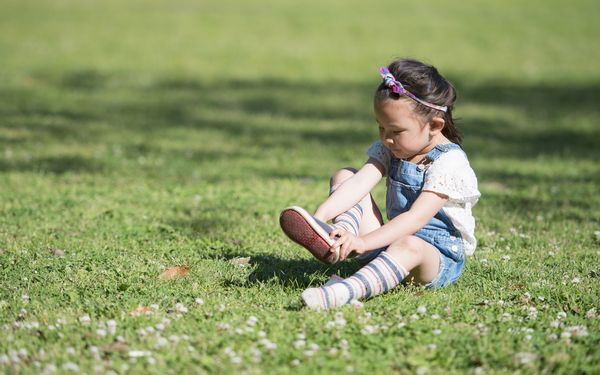 つま先の広さをチェック！　子どもの靴を選ぶときのポイント