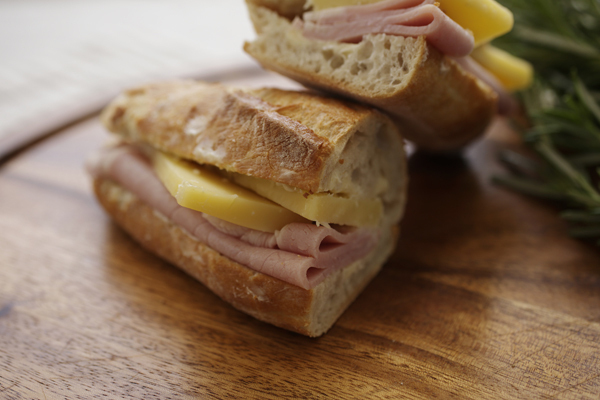 手ぶらで贅沢ピクニック！　デイタイムグランピングを楽しめる 『PICNIC』が横浜にオープン