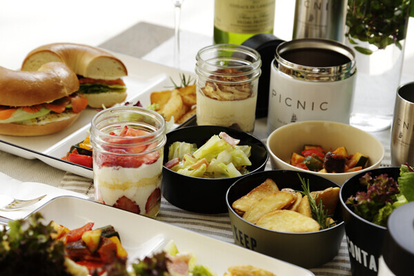 手ぶらで贅沢ピクニック！　デイタイムグランピングを楽しめる 『PICNIC』が横浜にオープン
