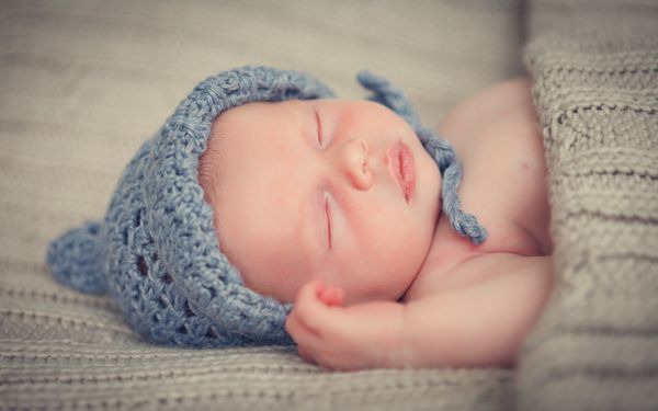 なかなか寝ない赤ちゃん　うまく眠れるためにママができること