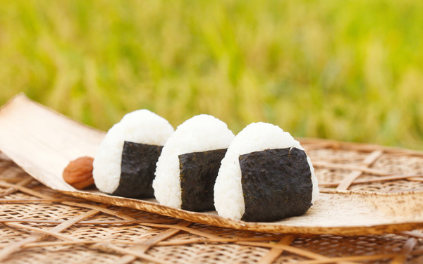 日本人にはやっぱりお米！　おにぎりダイエットのススメ