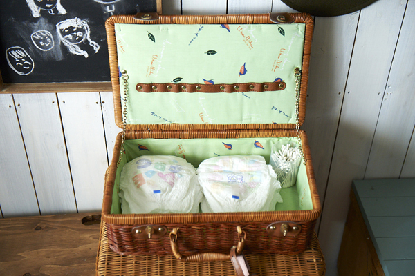 DIY＋古道具で、子どもアイテムを整理する！ 【sayo.さん家のインテリア#02】