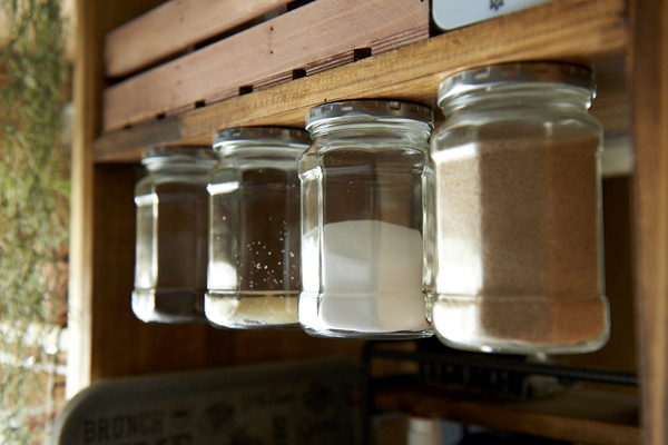 賃貸でもできる、キッチンまわりのDIY術 【sayo.さん家のインテリア#03】