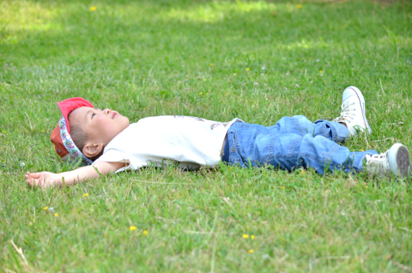 プロが教える、子どもの外遊びをもっとかわいくオシャレに撮るコツ