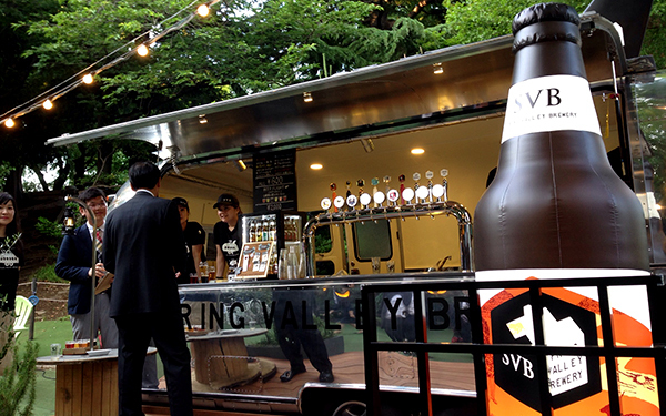 自然と美味しいを満喫！　子どもと楽しめる「森のビアガーデン」