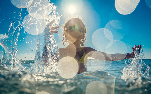 夏を感じたい！  子どもがはしゃぐ海や川のおすすめ絵本＜絵本ナビ監修＞絵本をえらぶ Vol.16