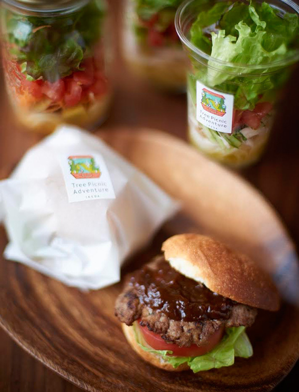 まるで森の中の天然遊園地！　「ツリーピクニック アドベンチャー いけだ」に親子で大興奮