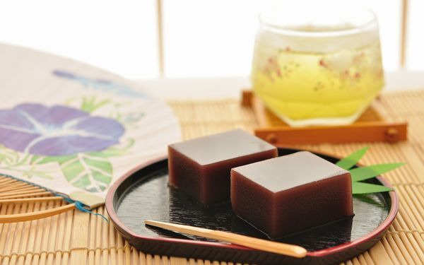 手みやげは一緒に食べてもOK!?　義両親を招く前に知っておきたい「来客対応マナー」