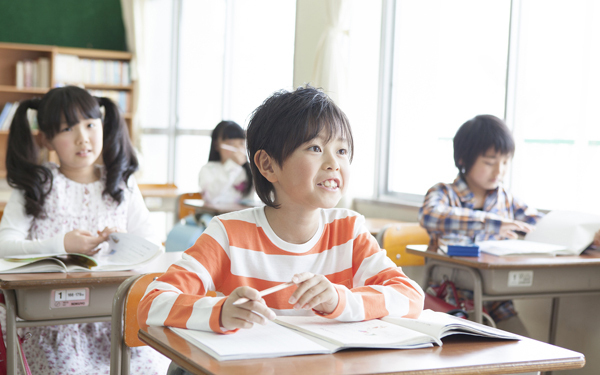 保護者の上履きはバレエシューズタイプが使いやすい理由