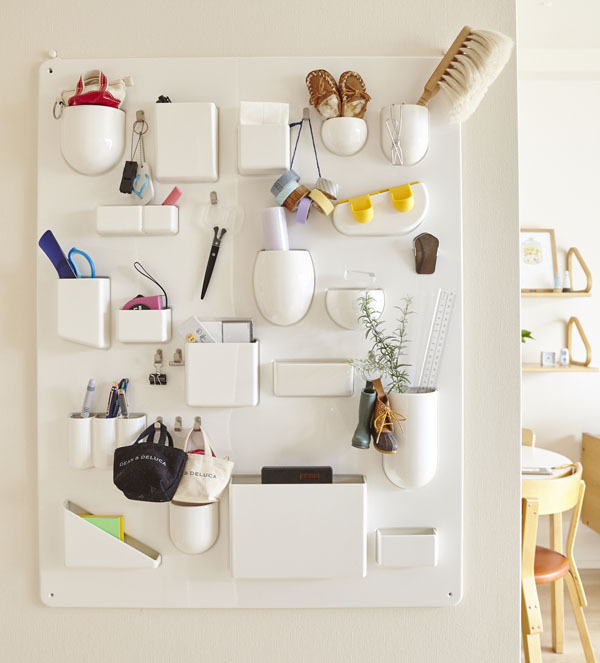 衣類や日用品のユニークな整理法　【holonさん家のインテリア#02】