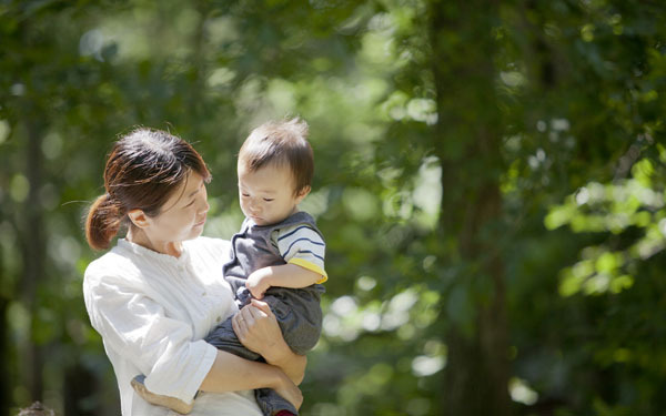 子どもに感じる負い目…　ワーキングマザーが抱えがちな「罪悪感」とは