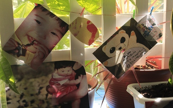子どもの絵や写真を飾りながら保管　ラミネートの楽しみ方