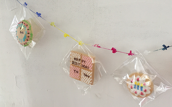 描いて、飾って、パクリ！　子どもと楽しむ「アイシングもなかパーティ」