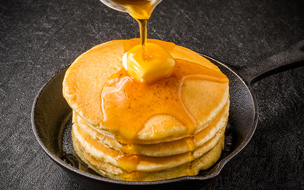 パンケーキやごはんに思わずゴクリ！　“美味しそう”な絵本4選＜絵本ナビ監修＞絵本をえらぶ Vol.17