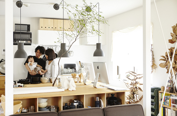 グリーンたっぷりのインテリアを楽しむ　【atsushiさん家のインテリア#01】