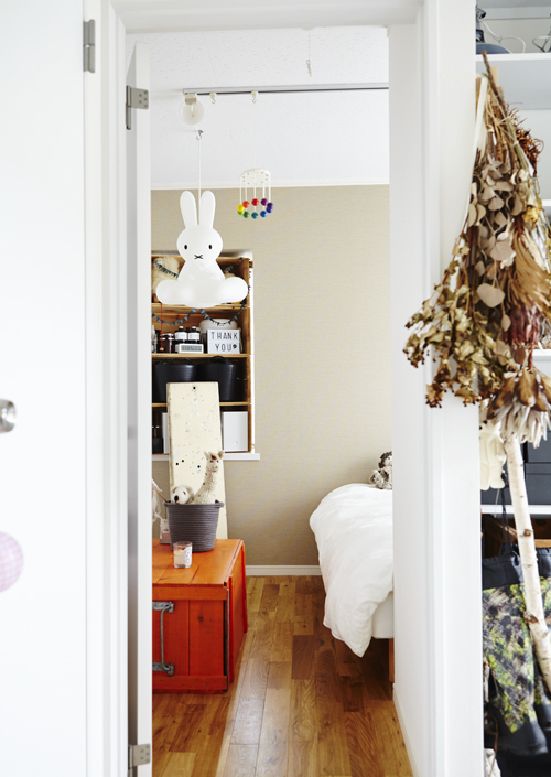 ペットのためのアイテムも、自由な発想で選ぶ 【atsushiさん家のインテリア #03】