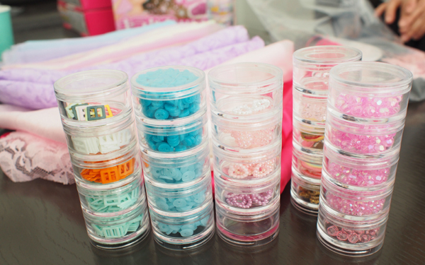 歴代リカちゃんの画像あり！ 誕生50周年を迎えるリカちゃん人形の魅力【昔の子ども、今の子ども。】