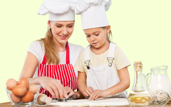 名作ファンタジーの食卓を再現！　子どもの夢を育むレシピ本5選