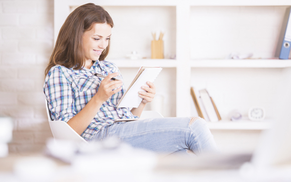 手書きの手紙が嬉しい！ 男性・女性に気持ちを伝えるための工夫は？