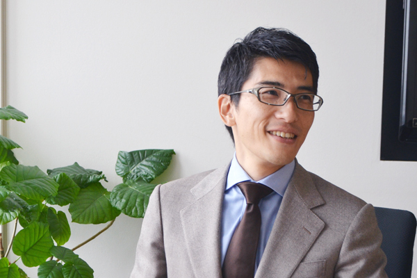 社内のママたちのケアも行う！　「察する力」の高い３児の父 【#03：メルヴィータ／塚崎卓也さん（40歳）】