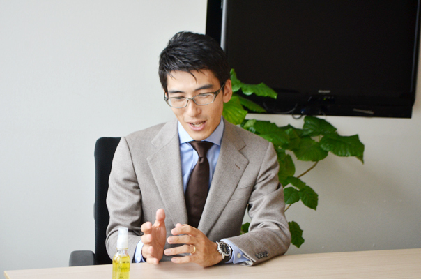 社内のママたちのケアも行う！　「察する力」の高い３児の父 【#03：メルヴィータ／塚崎卓也さん（40歳）】