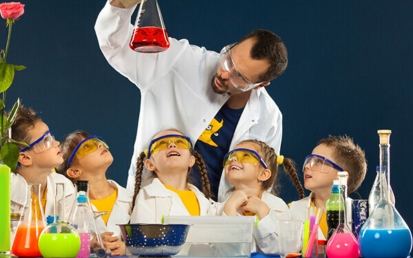 国語力 理系脳を育てたい 変わっていてもカッコいい習い事とは ウーマンエキサイト 1 2