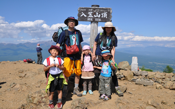 家族で出かけるのはいつまで？ 一緒に過ごす時間は意外と短い【パパママの本音調査】  Vol.9