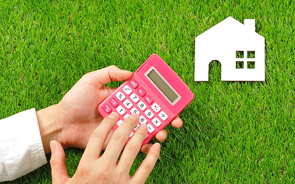 旦那死亡後、生活費はいくら必要？ 生活を回すために必要なお金【夫を亡くしたとき　妻が知っておきたいお金のこと 第4回】