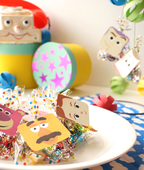 ディズニーキャラクターがお家に！　辰元草子さんのクリスマスハンドメイドパーティー