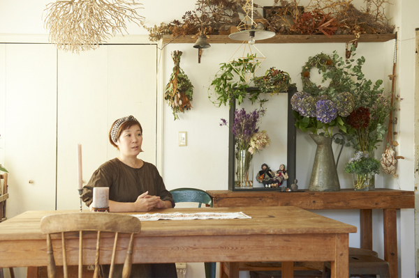 家族はチーム、「ごめんね」より「ありがとう」を　花生師 岡本典子さん家のインテリア #02