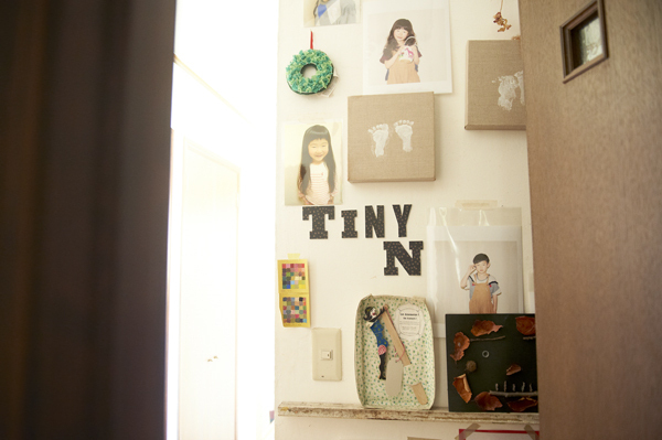 家族はチーム、「ごめんね」より「ありがとう」を　花生師 岡本典子さん家のインテリア #02