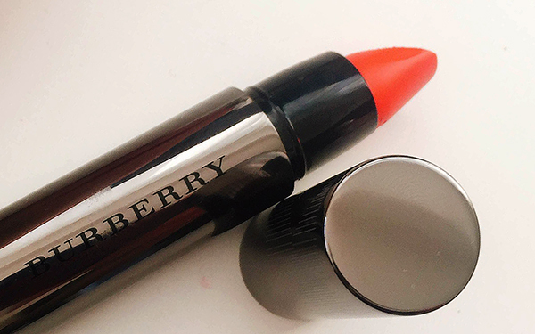 パーティーは洗練された赤リップでキメる！　上品ふっくら唇を作る厳選リップ