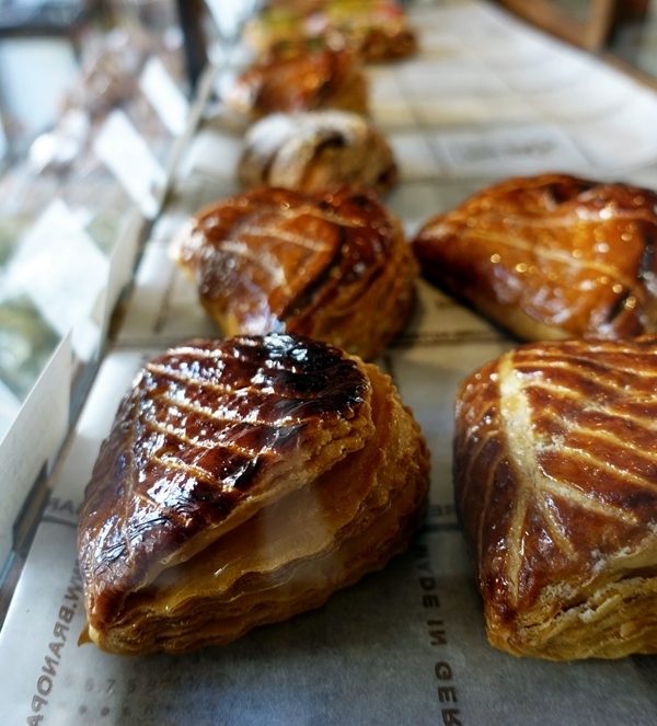 BORTON（ボートン）のアップルパイが絶品 国立市の人気スイーツ店 #おしゃれカフェ Vol.31