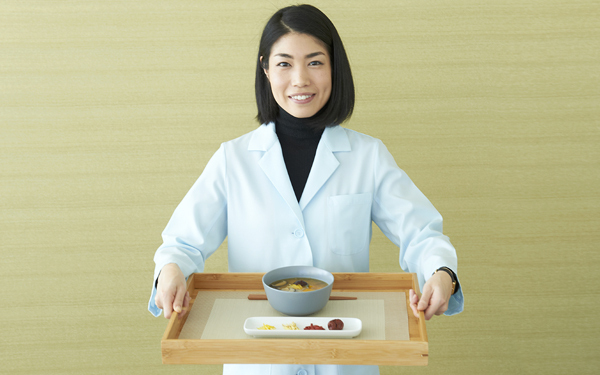 燃え尽きて倒れそう！ 年末年始のSOS【時短オンナの年末かけこみ美容 Vol.2】