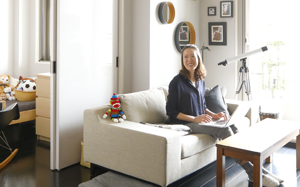 狭い家でも快適に子育て！ おしゃれに暮らす収納術 さいとうさん家のインテリア #01