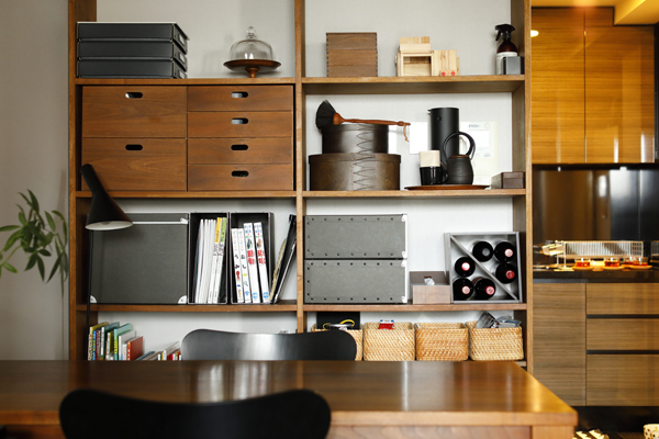 狭い家でも快適に子育て！ おしゃれに暮らす収納術 さいとうさん家のインテリア #01