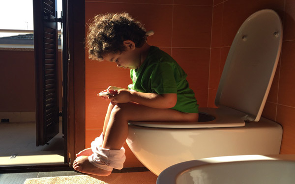 子どもがゲラゲラ笑う！　「うんち」から学ぶ知育絵本5選＜絵本ナビ監修＞絵本をえらぶ Vol.35