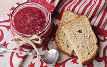 「買っても使わない家電」といわれてしまっているホームベーカリー。でもじつはパン以外にも使い道がたくさんあります。しまっていてはもったいない！　ホームベーカリー活用術をご紹介します。