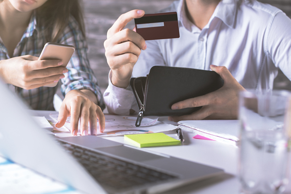 お金が貯まる夫婦、貯まらない夫婦【貯蓄できる夫婦の家計管理術 Vol.1】