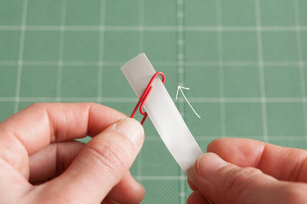 ポップアップのバレンタインカード、パパや子どもに大好きをつたえよう　【おうちで季節イベント お手軽アートレシピ Vol.4】