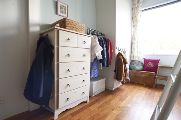 子どもたちの作品をセンス良く飾る　 堺あゆみさん家のインテリア #02