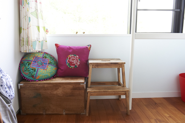 子どもたちの作品をセンス良く飾る　 堺あゆみさん家のインテリア #02