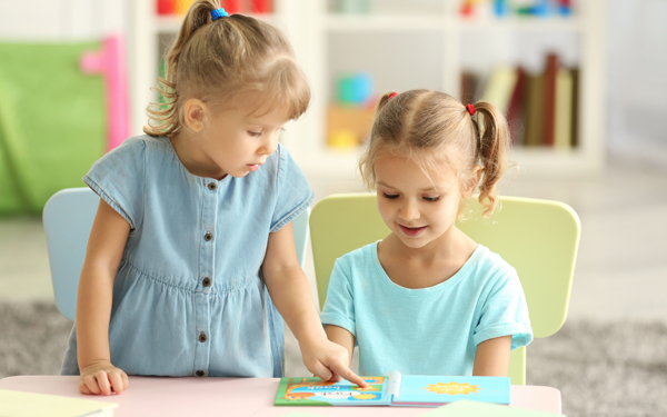 乳幼児の図書館デビューはメリットだらけ！?　 意外と知らない活用術