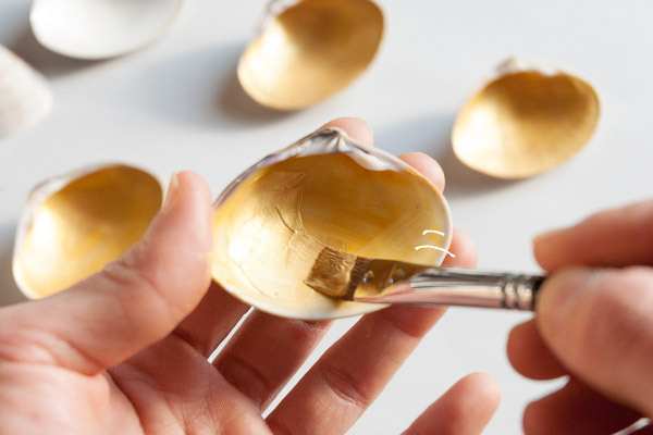 貝あわせで遊ぼう！ ひな祭りは家族でゲームを作って楽しむ【おうちで季節イベント お手軽アートレシピ Vol.7】