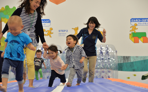 【新連載】ボーネルンド取材！　子どもの成長とあそび場づくり【ハロー！裏方さん～子どもの笑顔をつくる達人たち～ Vol.1】