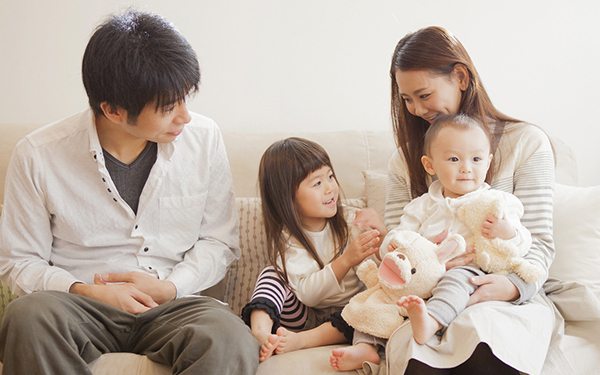 帝王切開や里帰り出産の費用は？ 出産にまつわる助成金精度