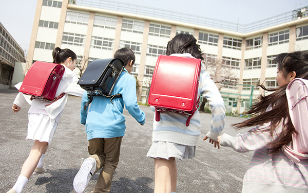 尾木ママが語る「子どもを学校に行かせたらいけないとき」【わが子のために親が知っておくべきこと 2017 第1回】