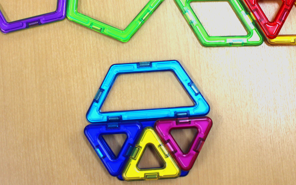 あそび先進国に学ぶ！アウトプットができる子を育てる玩具【ハロー！裏方さん～子どもの笑顔をつくる達人たち～ Vol.2】