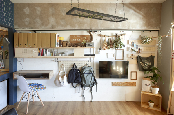 築40年、52㎡のマンションをリフレッシュ！ 賃貸DIYのテクニック　EHAMIさん家のインテリア 01